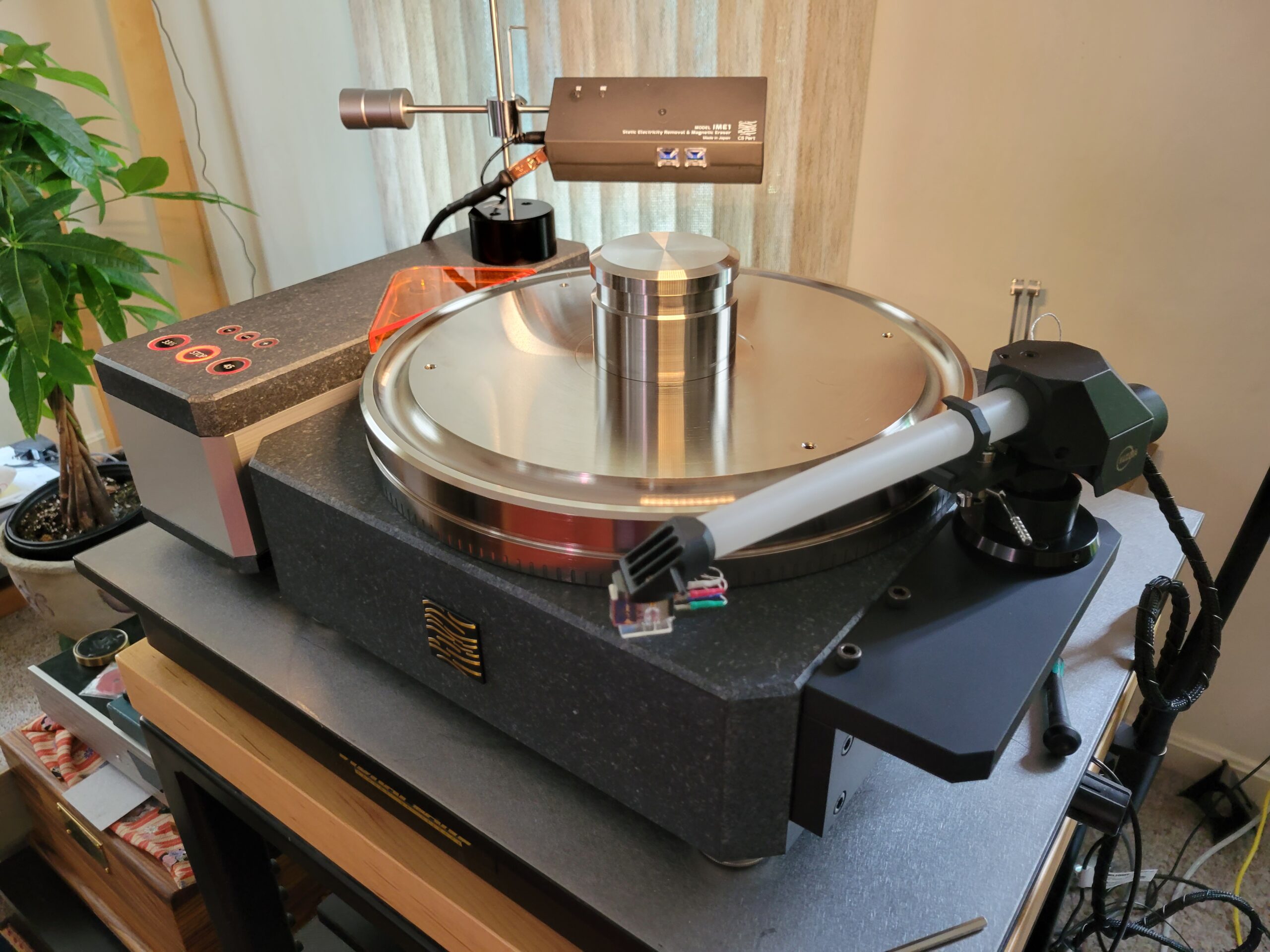From the Land Of The Rising Sun. The CS Port TAT1M2 Air Float turntable arrived today, all 238 pounds! With the help of a friend got everything set-up only thing left to do is set-up the cartridge then let the music play.